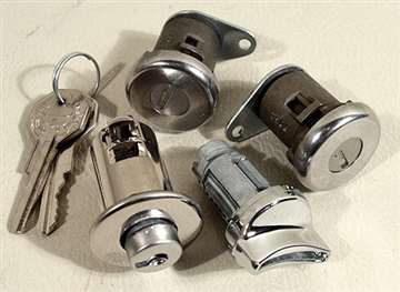 www.nexpart.de - LOCK SET. IGN/DOORS/GLOVE