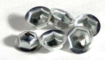www.nexpart.de - WNDSHLD TOP MLDG RTNR NUT