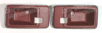 www.nexpart.de - DOOR LATCH BEZELS. RED